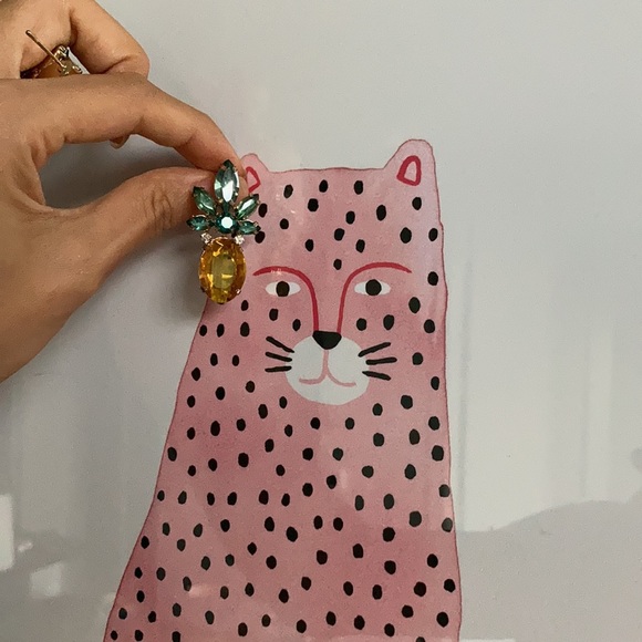 Pineapple Earrings - Picture 5 of 7